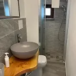 Ai Monachelli Oda ve Kahvaltı 3*