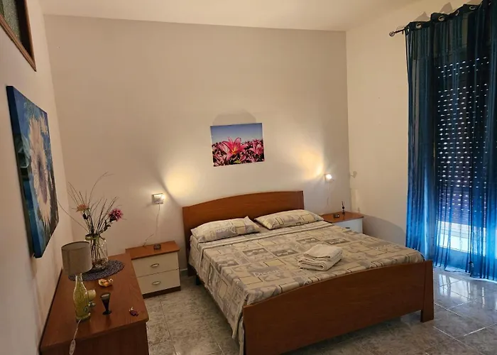 فندق مبيت وإفطار Ai Monachelli 3*